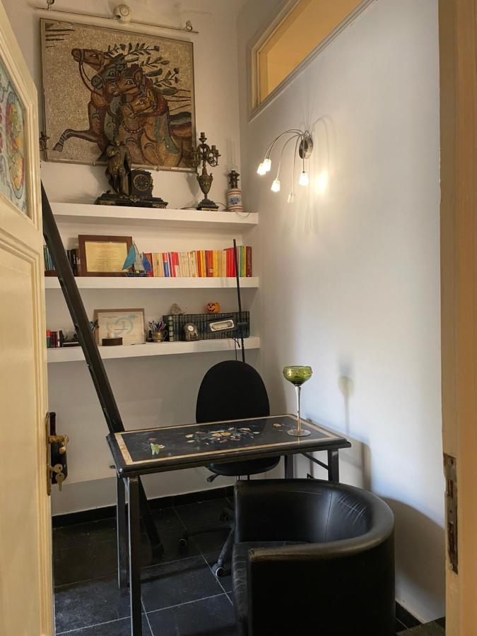 Elegant Apt-Typical Roman Palazzina Pz Alessandria Екстериор снимка