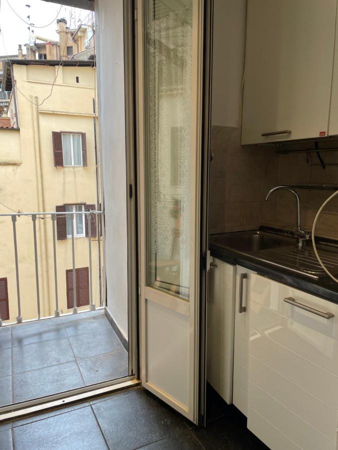 Elegant Apt-Typical Roman Palazzina Pz Alessandria Екстериор снимка