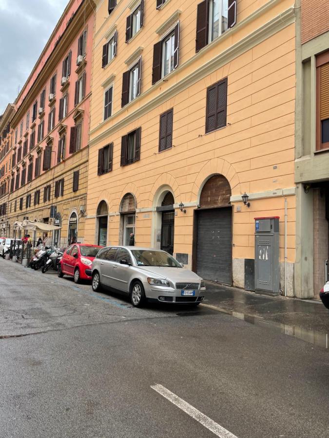 Elegant Apt-Typical Roman Palazzina Pz Alessandria Екстериор снимка