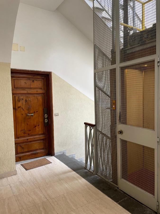 Elegant Apt-Typical Roman Palazzina Pz Alessandria Екстериор снимка